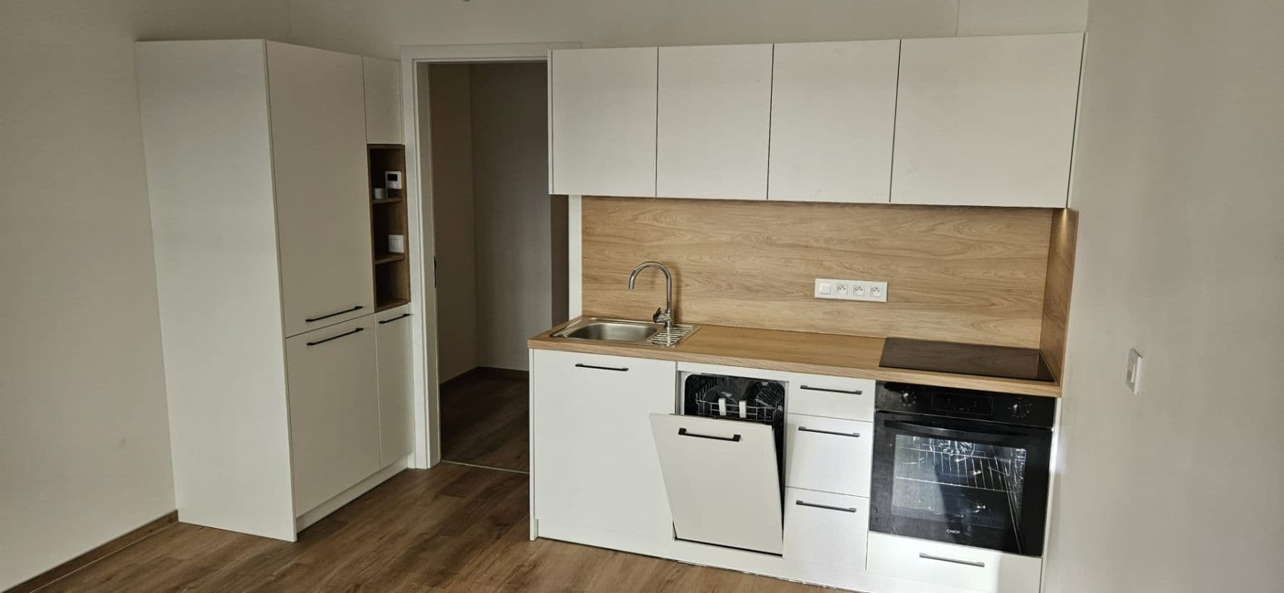 Prenájom bytu 1-izbový 30 m², Hvězdová, Brno, Jihomoravský kraj Prenájom bytu 1-izbový 30 m², Hvězdová, Brno, Jihomoravský kraj