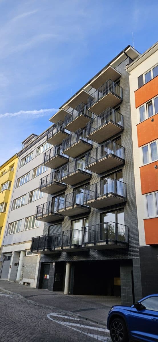 Prenájom bytu 1-izbový 30 m², Hvězdová, Brno, Jihomoravský kraj Prenájom bytu 1-izbový 30 m², Hvězdová, Brno, Jihomoravský kraj