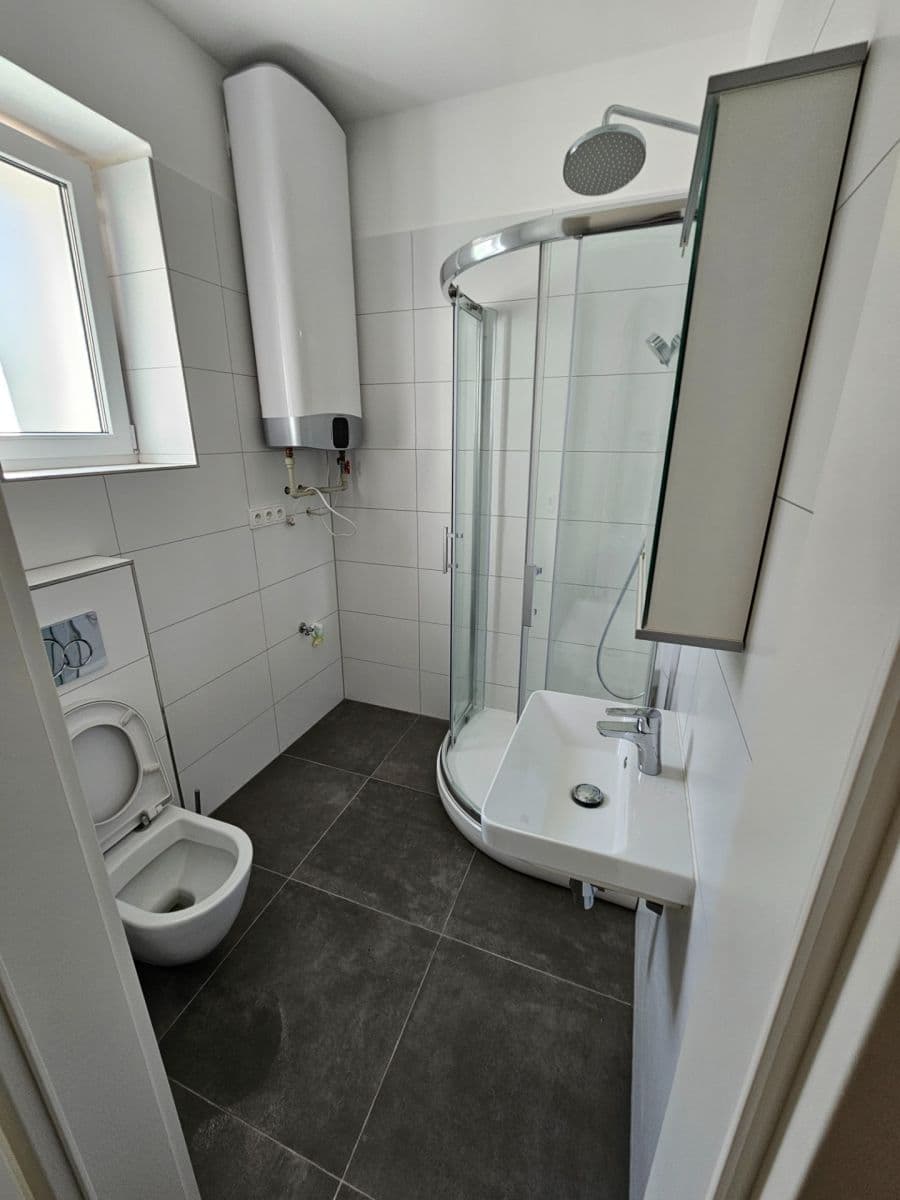 Prenájom bytu 2-izbový 43 m², Ptašínského, Brno, Jihomoravský kraj Prenájom bytu 2-izbový 43 m², Ptašínského, Brno, Jihomoravský kraj
