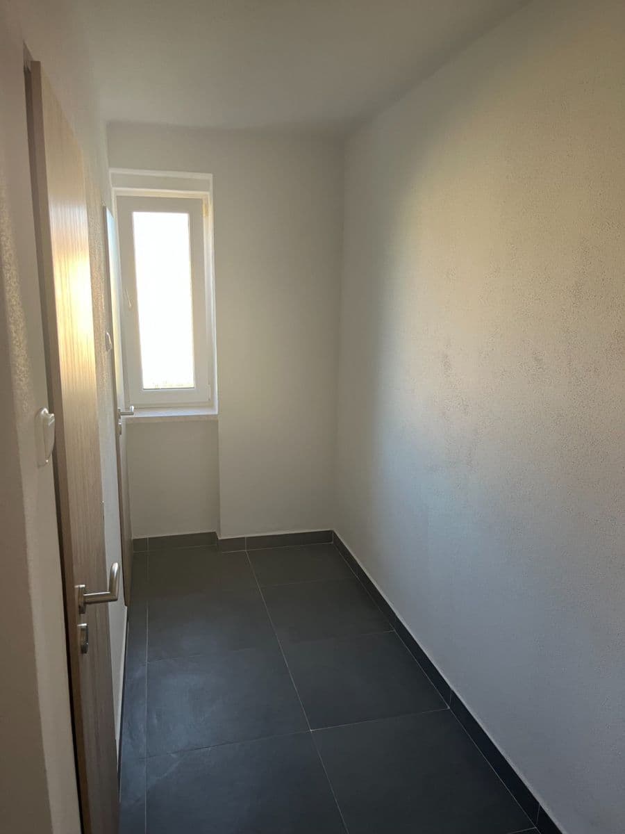 Prenájom bytu 3-izbový 83 m², Na Libuši, Bechyně, Jihočeský kraj Prenájom bytu 3-izbový 83 m², Na Libuši, Bechyně, Jihočeský kraj