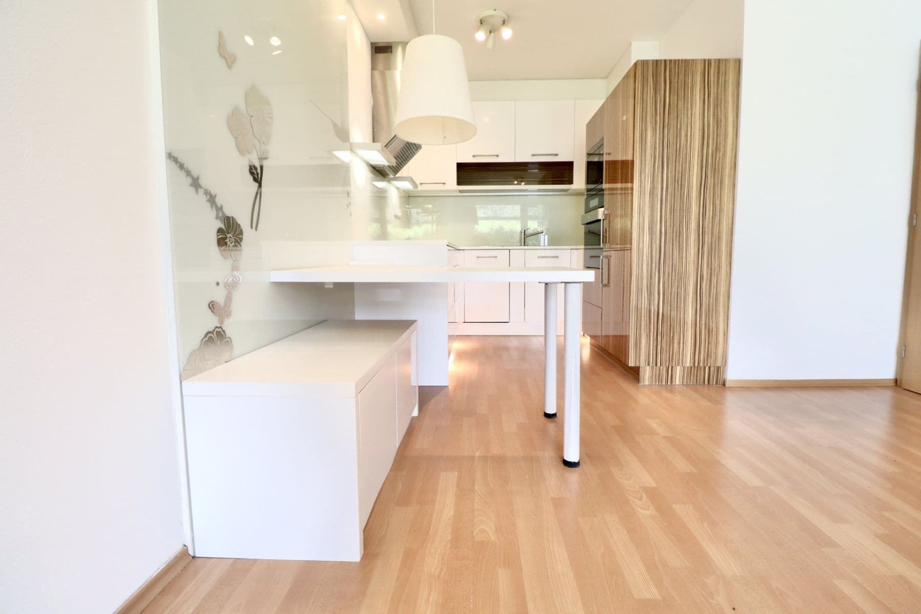 Prenájom bytu 2-izbový 49 m², V dolině, Praha, Praha Prenájom bytu 2-izbový 49 m², V dolině, Praha, Praha