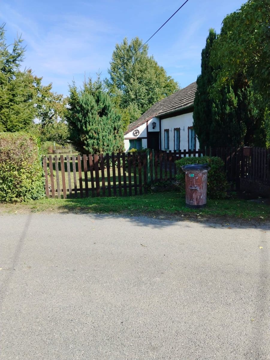 Predaj rekreačného objektu 160 m², pozemok 519 m², Otinoves, Olomoucký kraj Predaj rekreačného objektu 160 m², pozemok 519 m², Otinoves, Olomoucký kraj