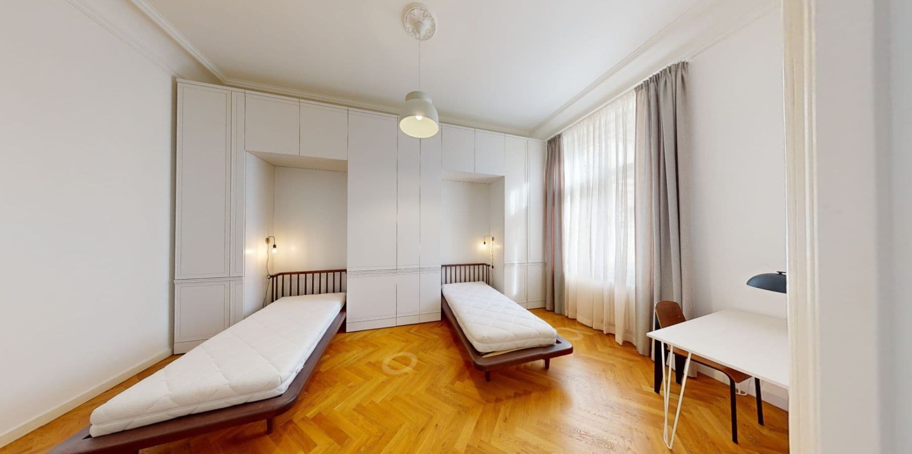 Prenájom bytu 3-izbový 135 m², náměstí Franze Kafky, Praha, Praha Prenájom bytu 3-izbový 135 m², náměstí Franze Kafky, Praha, Praha