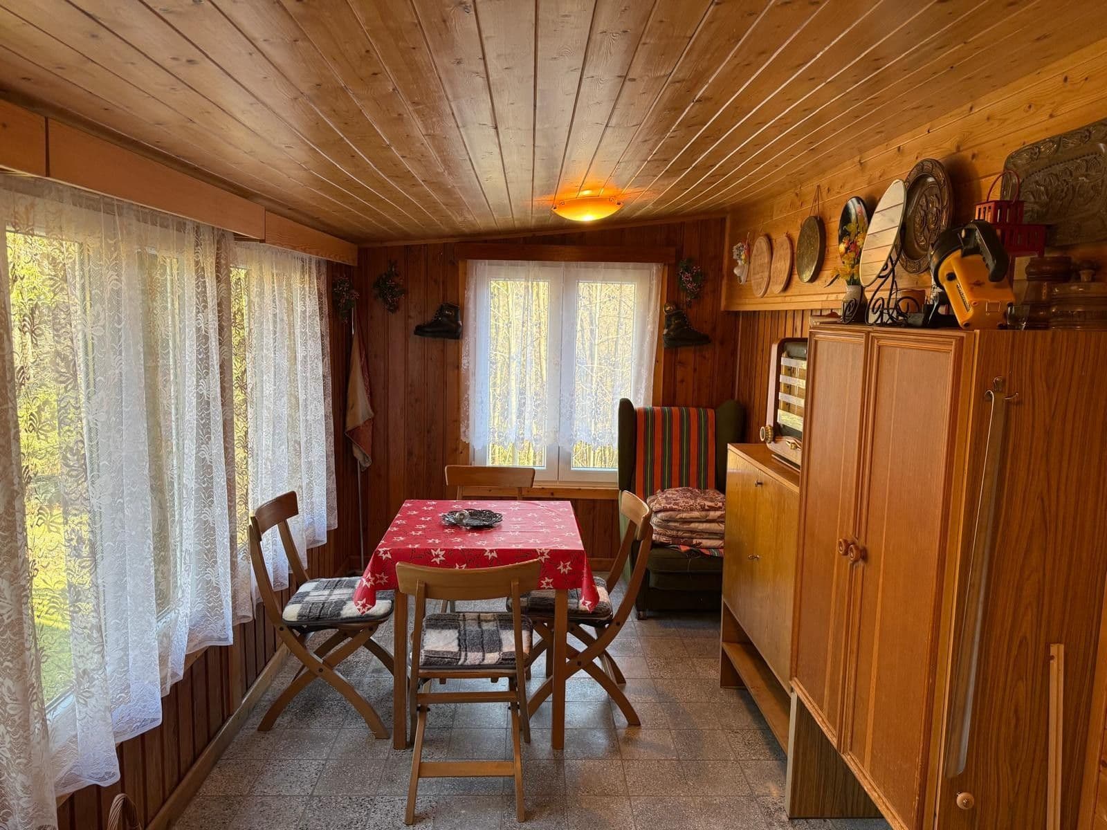 Predaj rekreačného objektu 100 m², pozemok 399 m², Trojanovice, Moravskoslezský kraj Predaj rekreačného objektu 100 m², pozemok 399 m², Trojanovice, Moravskoslezský kraj