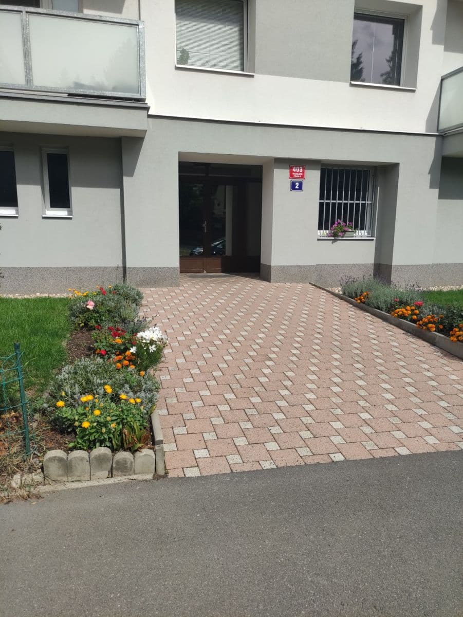 Prenájom bytu 1-izbový 51 m², Na Petřinách, Praha, Praha Prenájom bytu 1-izbový 51 m², Na Petřinách, Praha, Praha