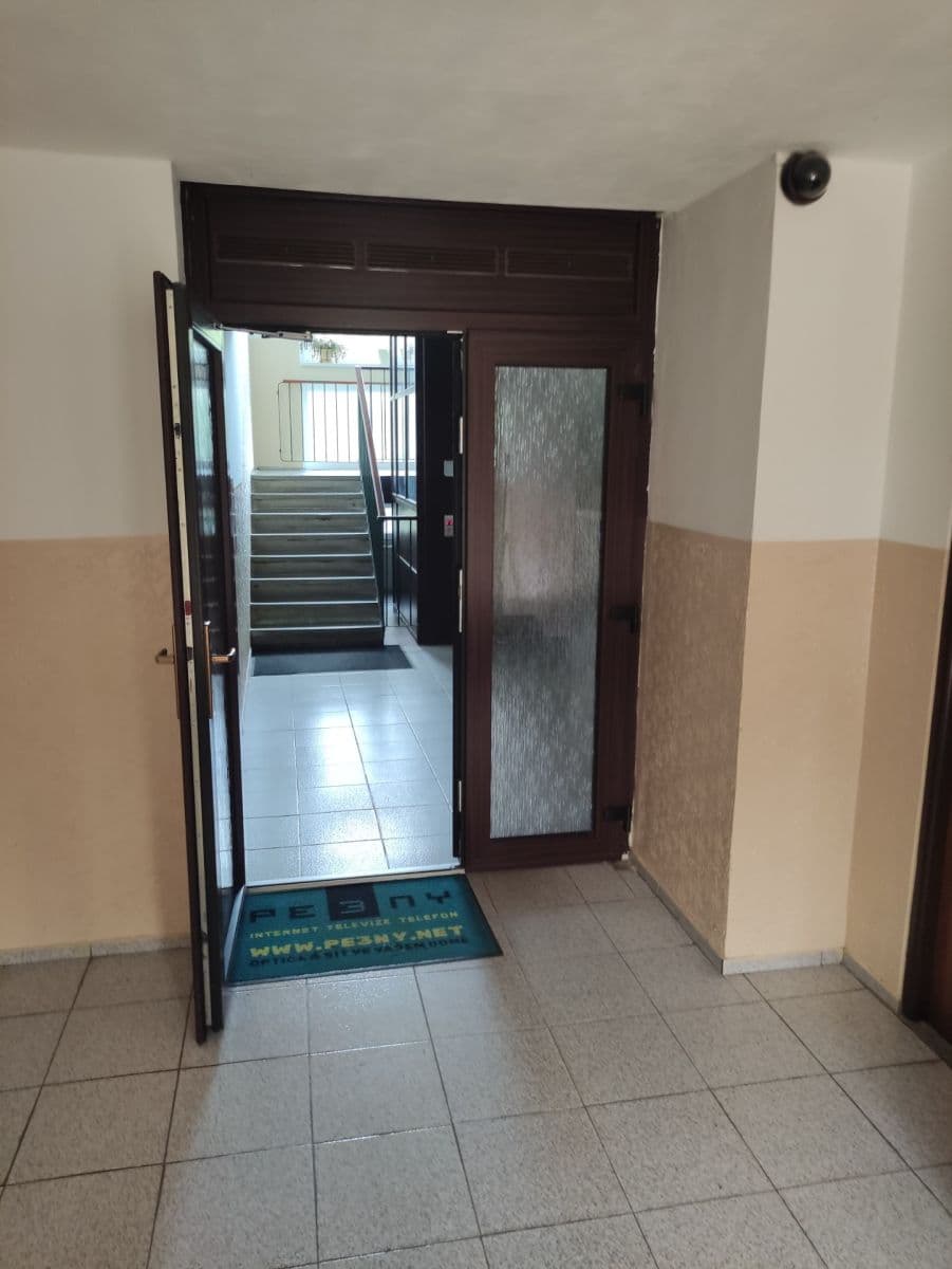 Prenájom bytu 1-izbový 51 m², Na Petřinách, Praha, Praha Prenájom bytu 1-izbový 51 m², Na Petřinách, Praha, Praha