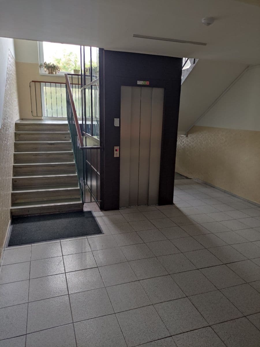 Prenájom bytu 1-izbový 51 m², Na Petřinách, Praha, Praha Prenájom bytu 1-izbový 51 m², Na Petřinách, Praha, Praha