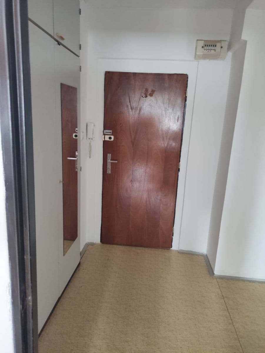 Prenájom bytu 1-izbový 51 m², Na Petřinách, Praha, Praha Prenájom bytu 1-izbový 51 m², Na Petřinách, Praha, Praha