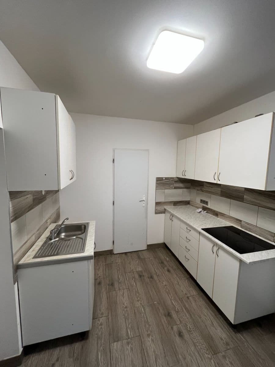Prenájom bytu 1-izbový 32 m², Sokolova, Brno, Jihomoravský kraj Prenájom bytu 1-izbový 32 m², Sokolova, Brno, Jihomoravský kraj