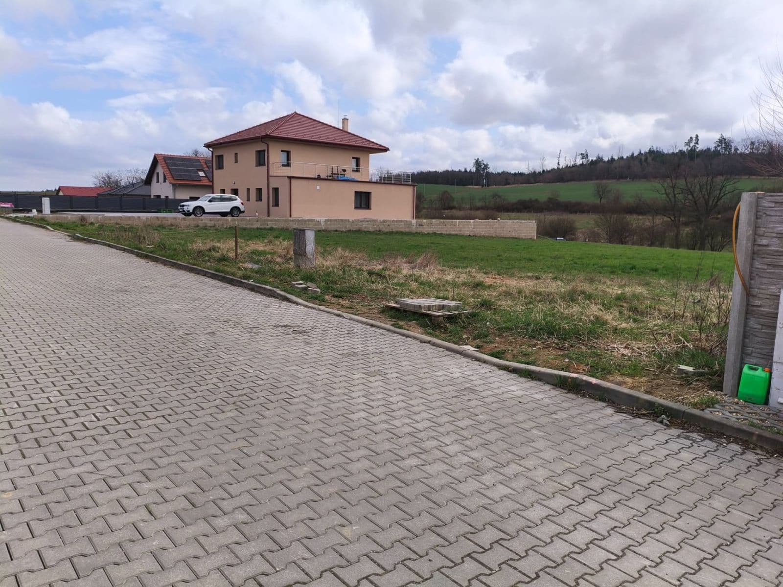 Predaj pozemku 750 m², Malá Lhota, Jihomoravský kraj Predaj pozemku 750 m², Malá Lhota, Jihomoravský kraj