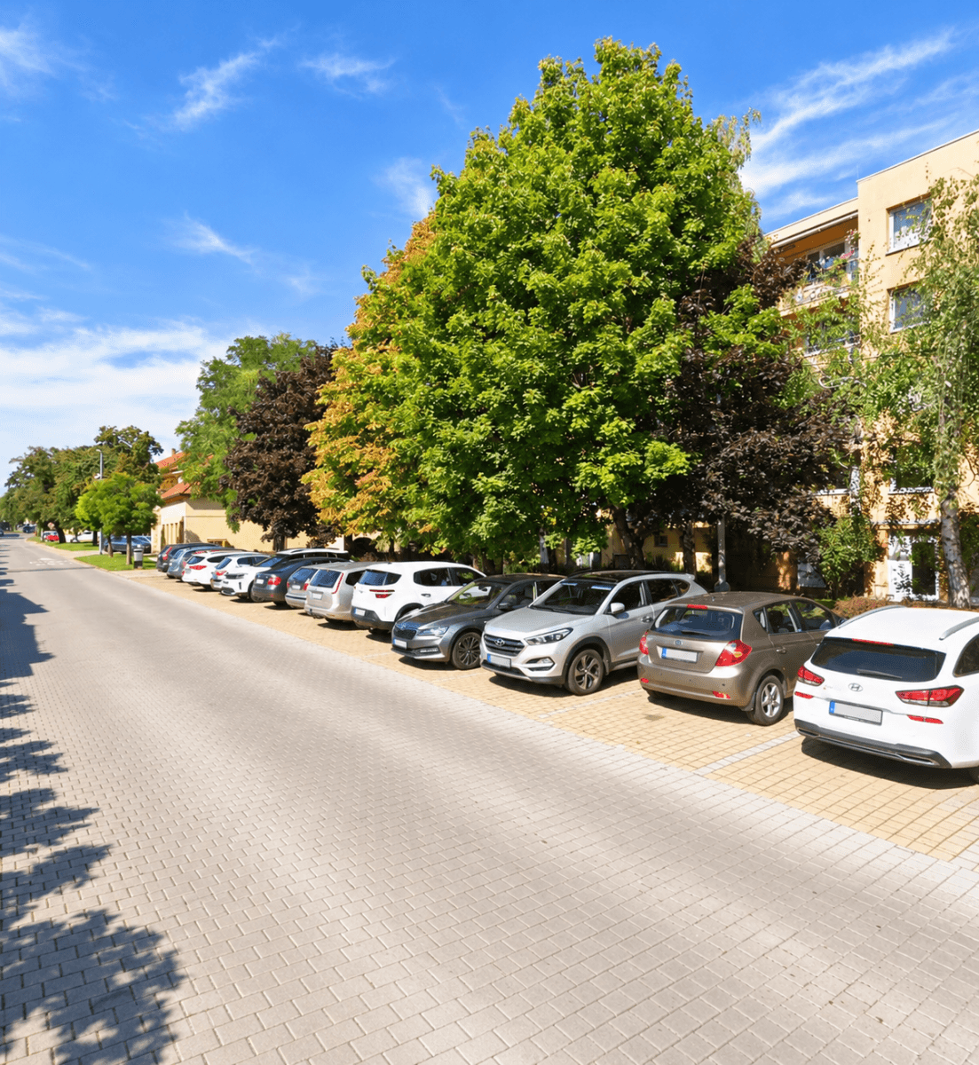Prenájom bytu 4-izbový 80 m², Třebešovská, Praha, Praha Prenájom bytu 4-izbový 80 m², Třebešovská, Praha, Praha