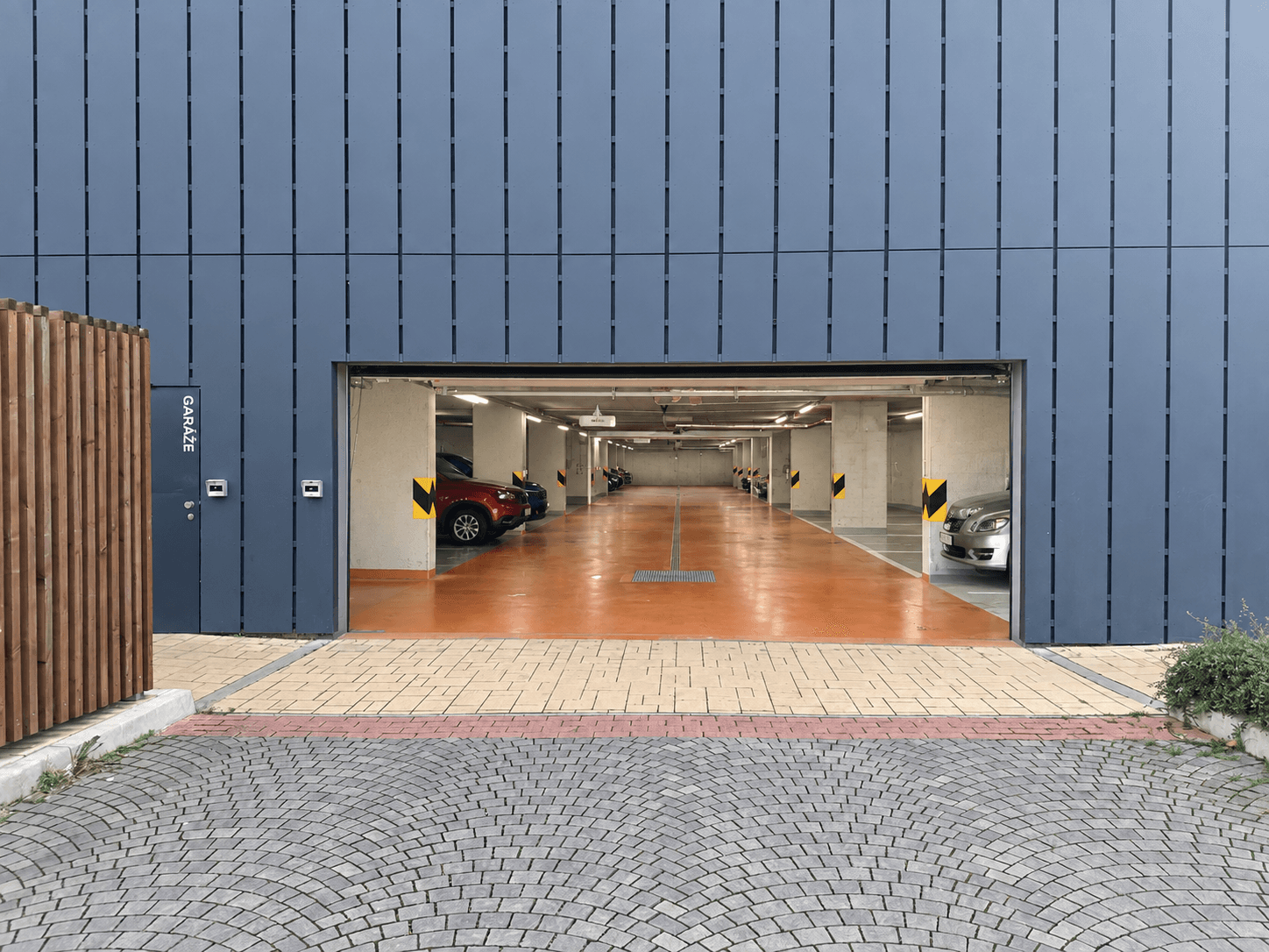 Predaj garáže 20 m², Praha, Praha Predaj garáže 20 m², Praha, Praha