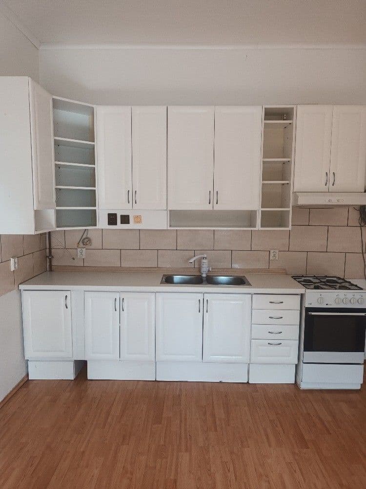 Prenájom bytu 2-izbový 43 m², Tovární, Studénka, Moravskoslezský kraj Prenájom bytu 2-izbový 43 m², Tovární, Studénka, Moravskoslezský kraj