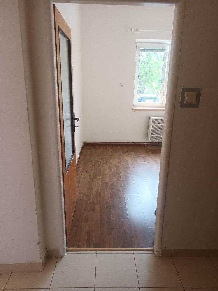 Prenájom bytu 2-izbový 43 m², Tovární, Studénka, Moravskoslezský kraj Prenájom bytu 2-izbový 43 m², Tovární, Studénka, Moravskoslezský kraj