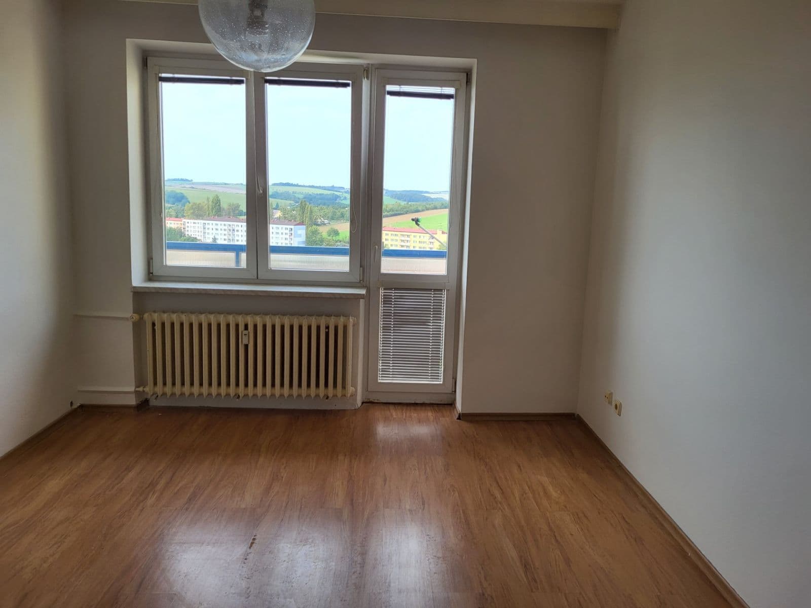 Prenájom bytu 3-izbový 64 m², 17. listopadu, Bílovec, Moravskoslezský kraj Prenájom bytu 3-izbový 64 m², 17. listopadu, Bílovec, Moravskoslezský kraj