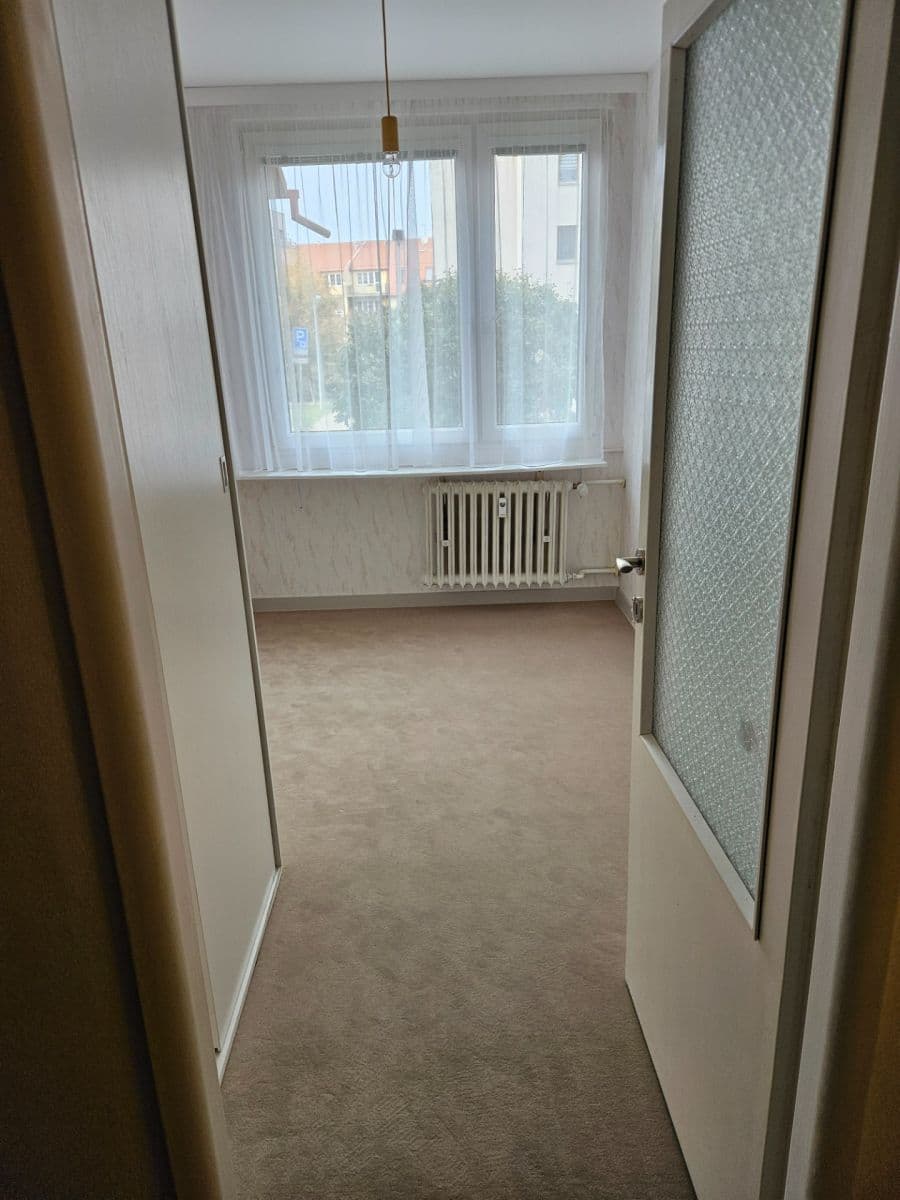 Prenájom bytu 3-izbový 60 m², Habartická, Praha, Praha Prenájom bytu 3-izbový 60 m², Habartická, Praha, Praha