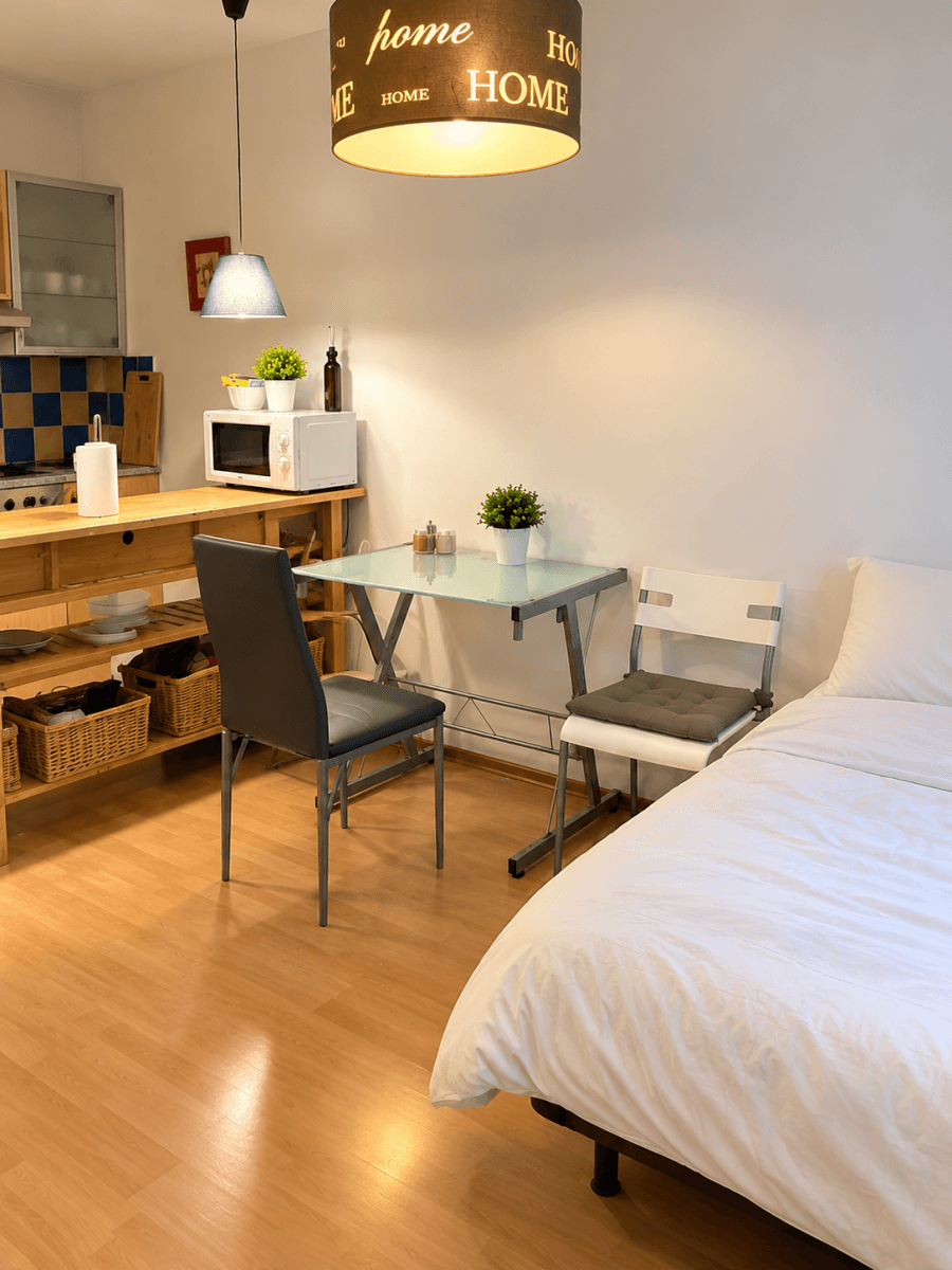 Predaj bytu 1-izbový 36 m², Hnězdenská, Praha, Praha Predaj bytu 1-izbový 36 m², Hnězdenská, Praha, Praha