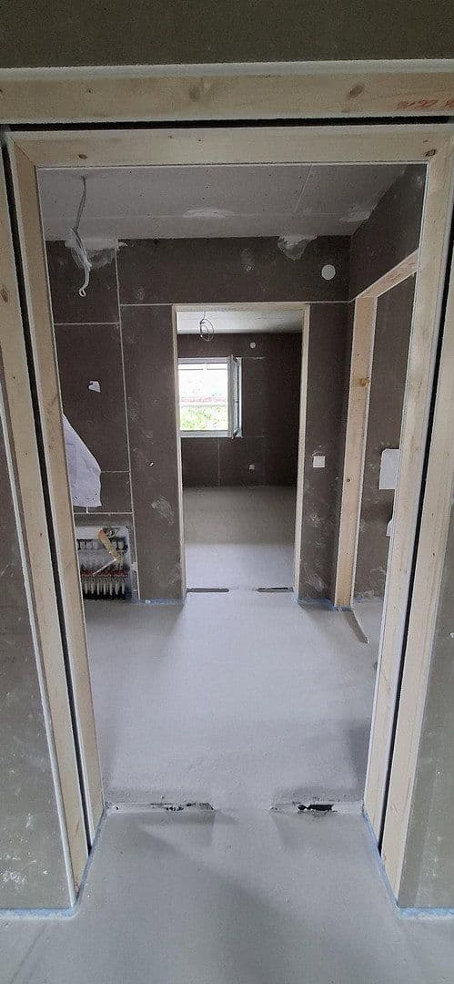 Prenájom bytu 4-izbový 130 m², Wiesenweg 66, Bubenreuth, Bavorsko Prenájom bytu 4-izbový 130 m², Wiesenweg 66, Bubenreuth, Bavorsko