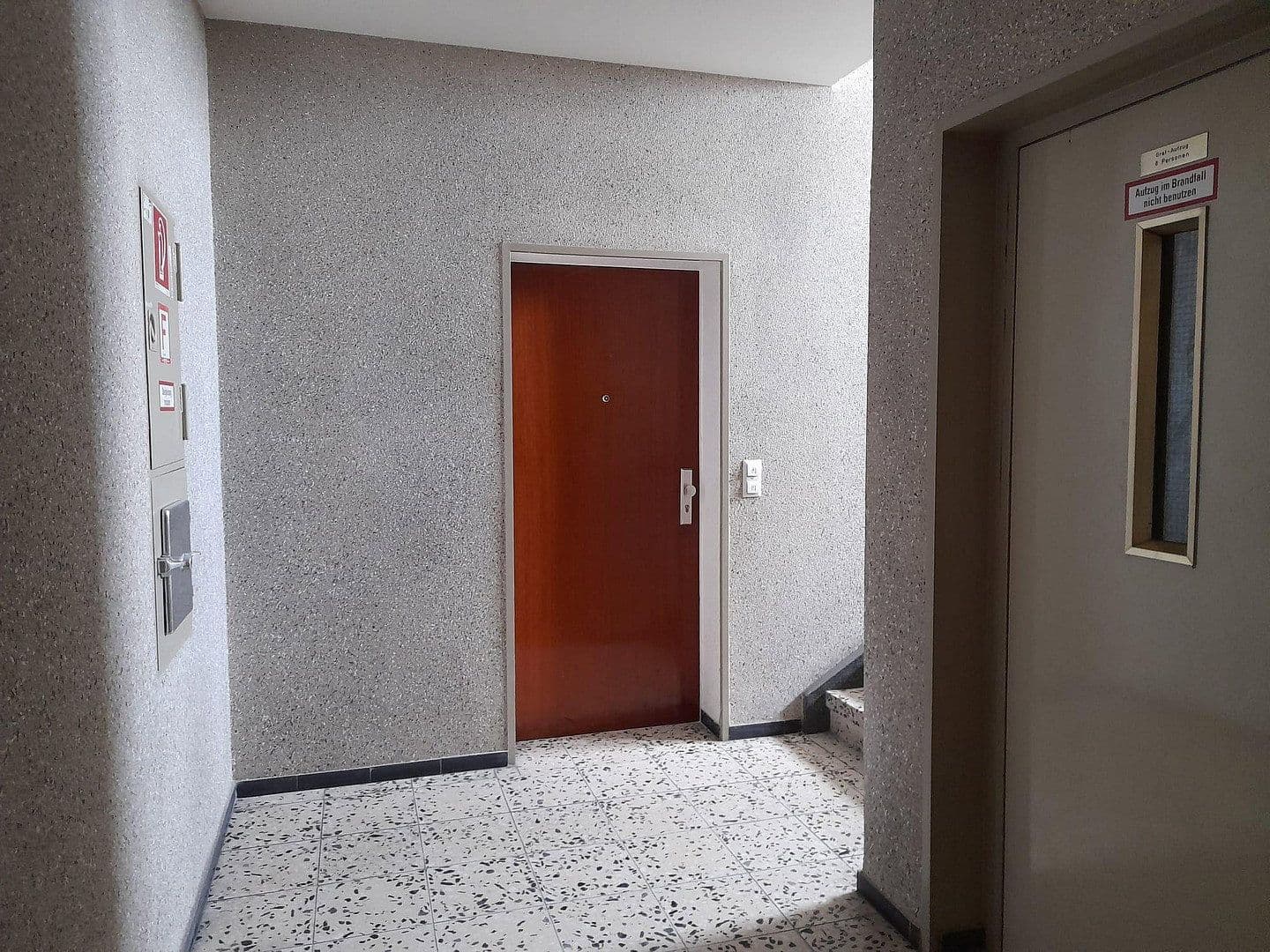Prenájom bytu 4-izbový 98 m², Honsellstr. 1b, Karlsruhe, Bádensko-Wurttembersko Prenájom bytu 4-izbový 98 m², Honsellstr. 1b, Karlsruhe, Bádensko-Wurttembersko