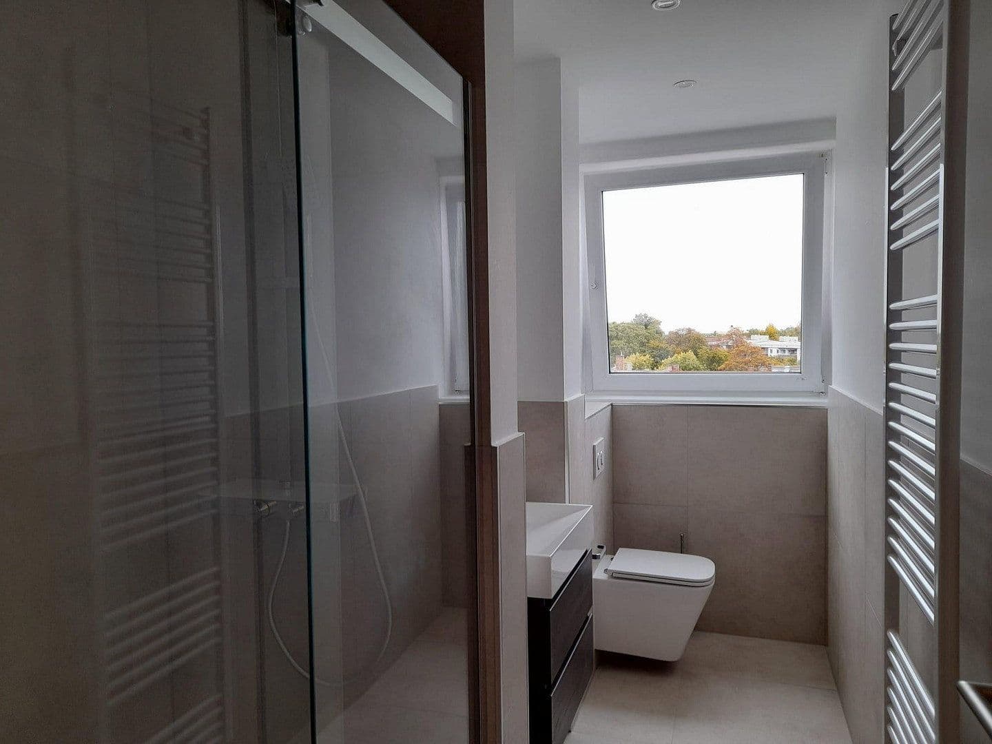 Prenájom bytu 4-izbový 98 m², Honsellstr. 1b, Karlsruhe, Bádensko-Wurttembersko Prenájom bytu 4-izbový 98 m², Honsellstr. 1b, Karlsruhe, Bádensko-Wurttembersko