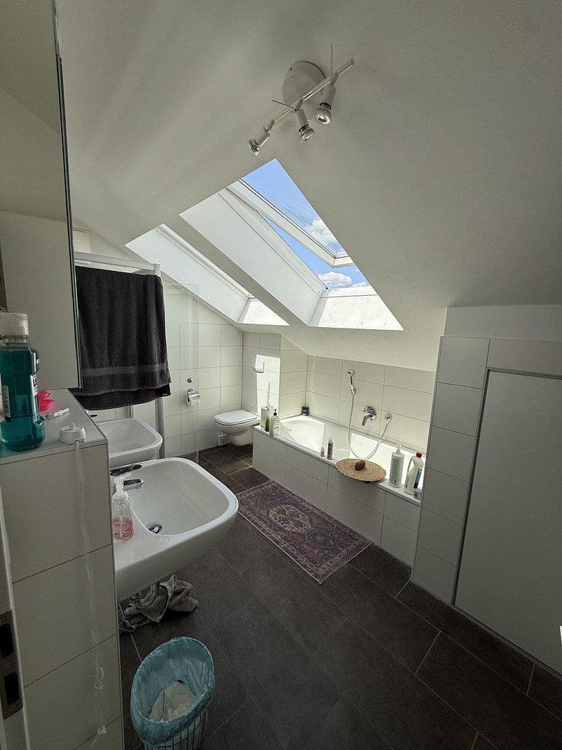 Predaj domu 131 m², pozemok 200 m², Sindelfingen, Bádensko-Wurttembersko Predaj domu 131 m², pozemok 200 m², Sindelfingen, Bádensko-Wurttembersko
