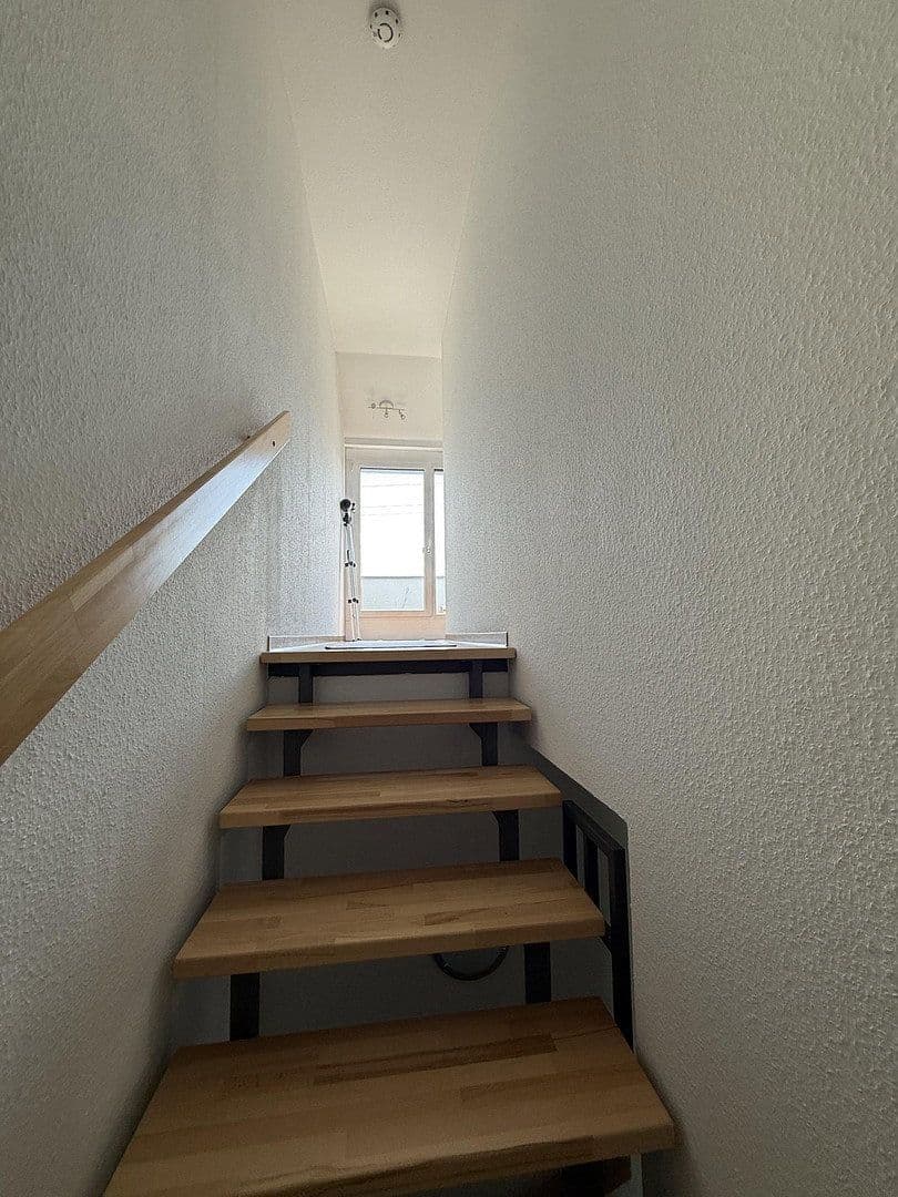 Predaj domu 131 m², pozemok 200 m², Sindelfingen, Bádensko-Wurttembersko Predaj domu 131 m², pozemok 200 m², Sindelfingen, Bádensko-Wurttembersko