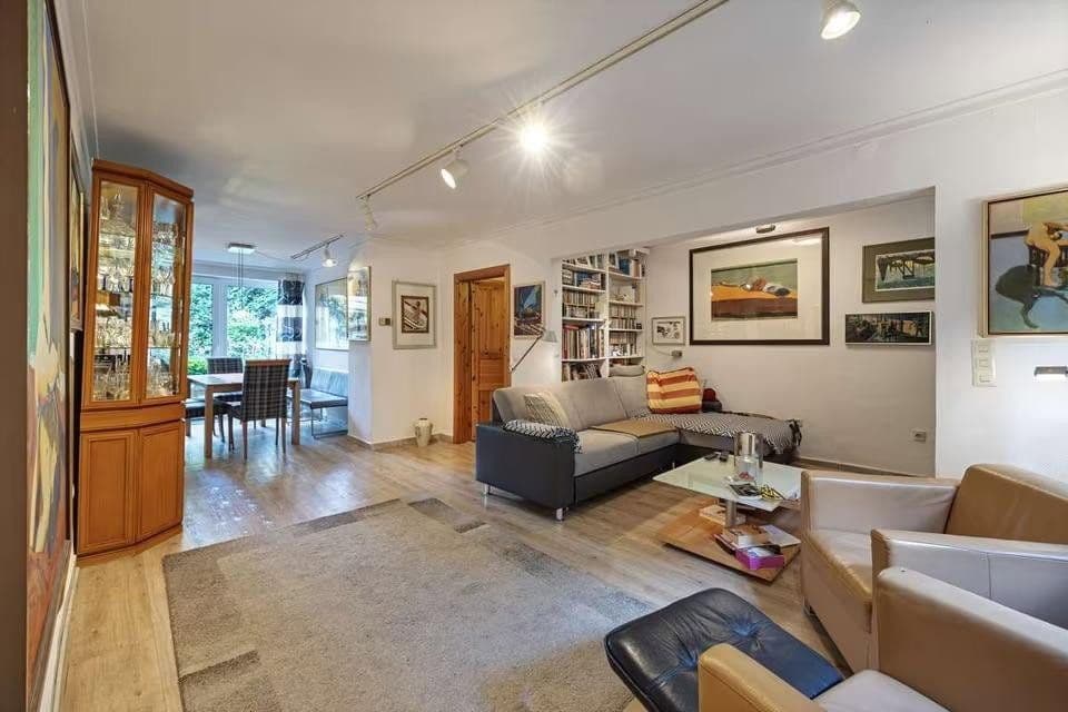 Predaj domu 141 m², pozemok 688 m², Steinhammerstraße 100, Dortmund-Marten, Severné Porýnie - Westfálsko Predaj domu 141 m², pozemok 688 m², Steinhammerstraße 100, Dortmund-Marten, Severné Porýnie - Westfálsko