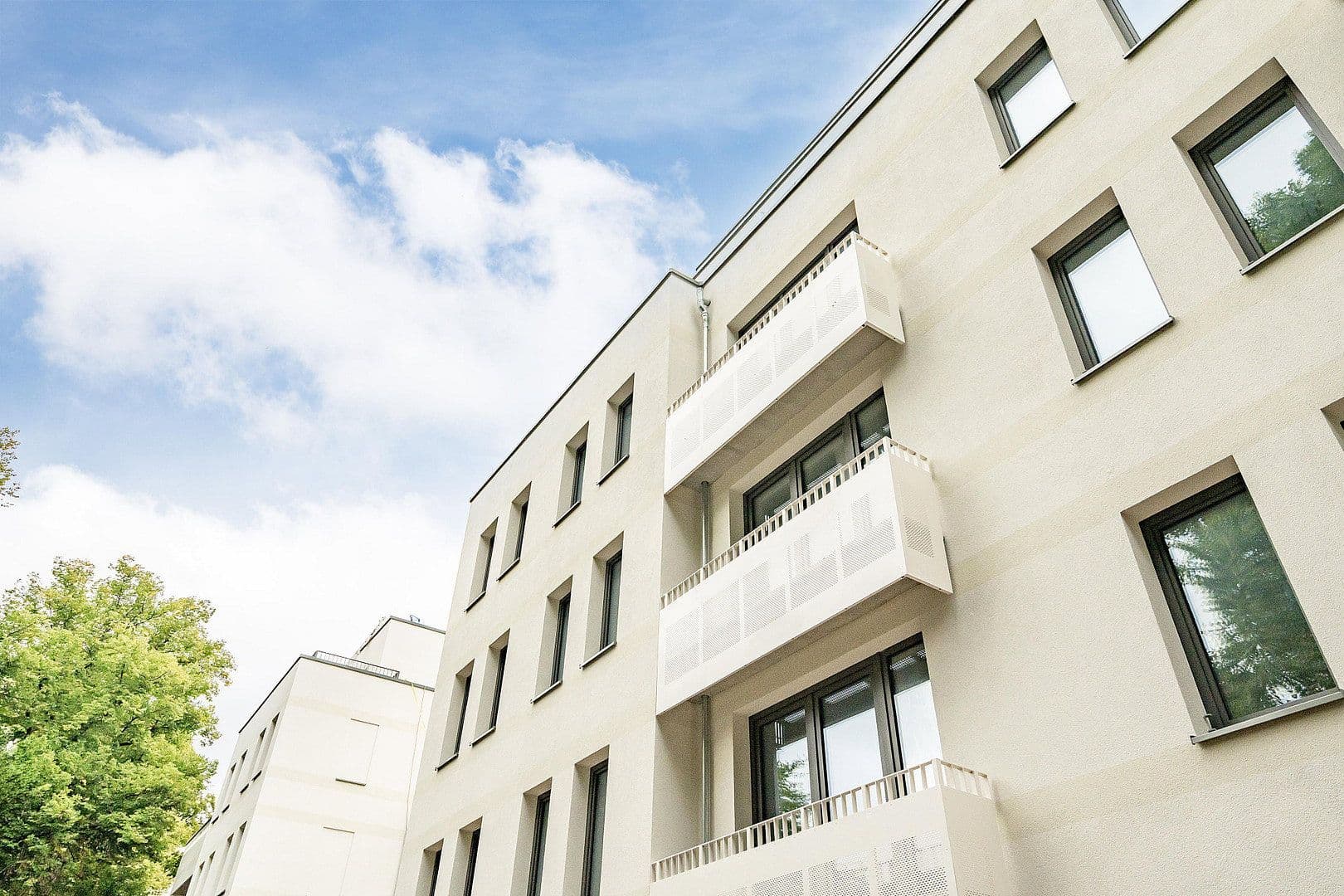 Prenájom bytu 2-izbový 52 m², Parkstraße 44, Berlin, Berlín Prenájom bytu 2-izbový 52 m², Parkstraße 44, Berlin, Berlín