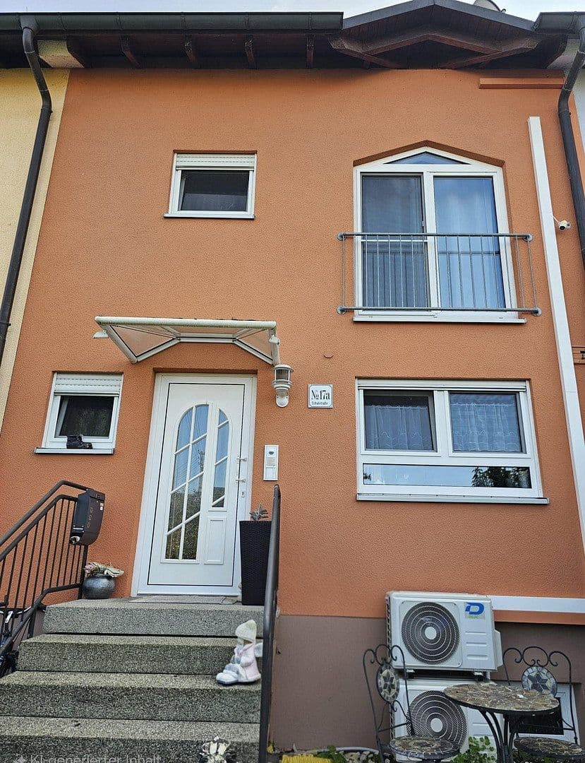 Predaj domu 130 m², pozemok 249 m², Schallstadt, Bádensko-Wurttembersko Predaj domu 130 m², pozemok 249 m², Schallstadt, Bádensko-Wurttembersko