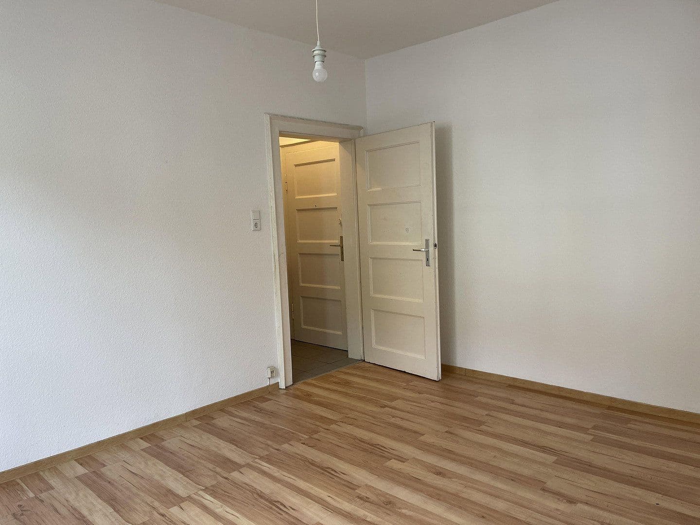 Prenájom bytu 2-izbový 32 m², Struckmannstr. 15, Hildesheim, Dolné Sasko Prenájom bytu 2-izbový 32 m², Struckmannstr. 15, Hildesheim, Dolné Sasko