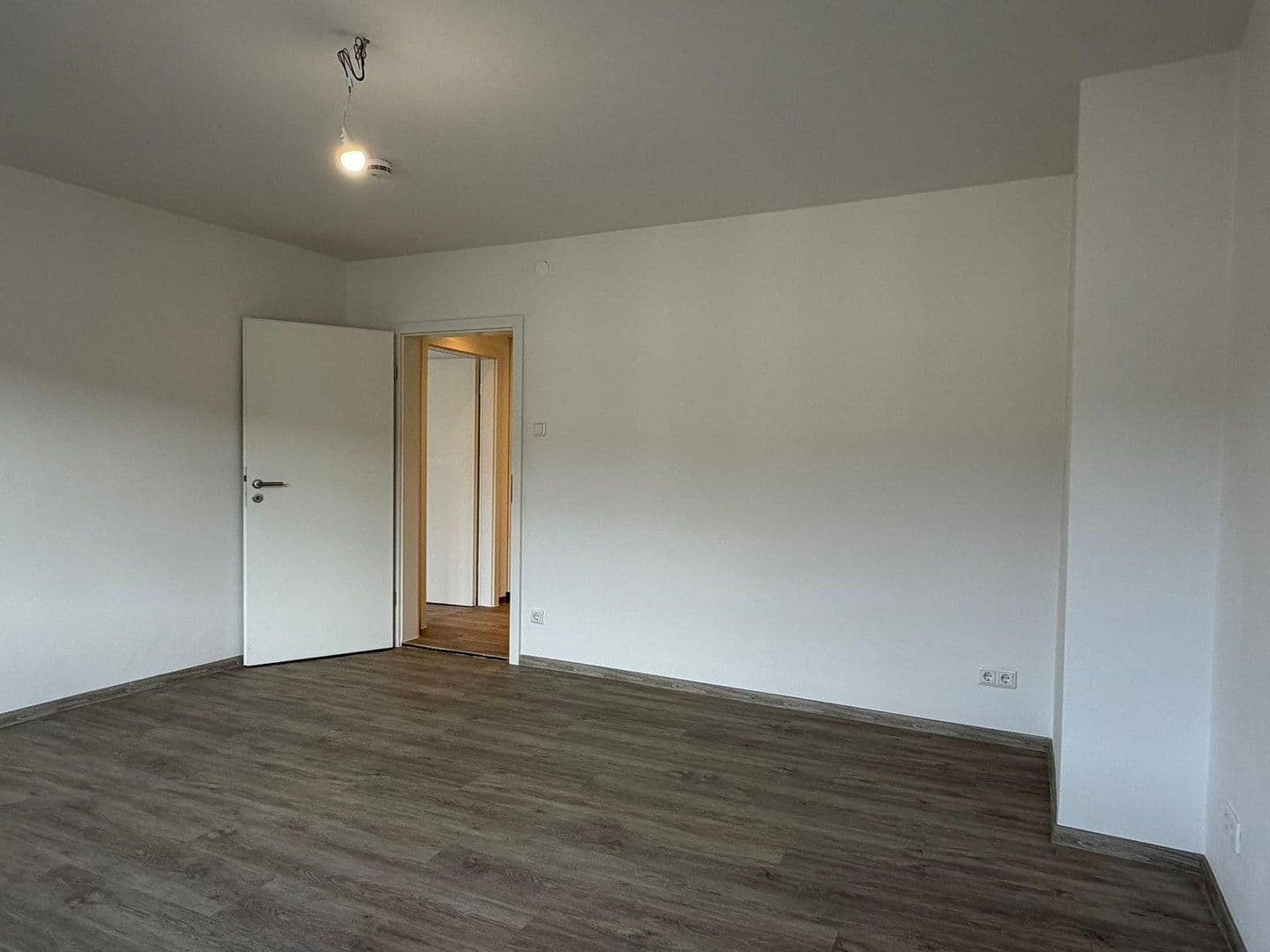 Predaj bytu 2-izbový 61 m², Ganghoferstraße 59, München, Bavorsko Predaj bytu 2-izbový 61 m², Ganghoferstraße 59, München, Bavorsko
