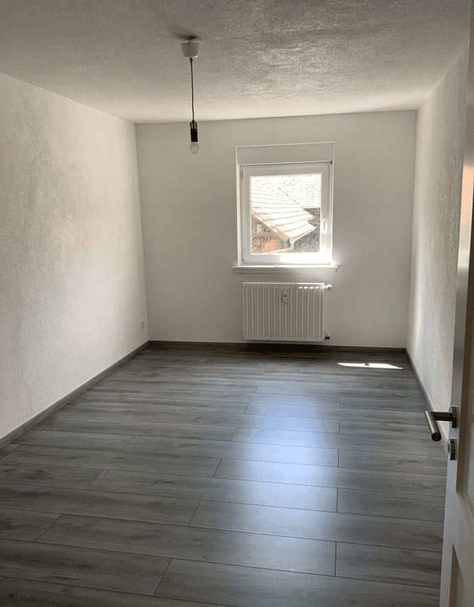 Prenájom bytu 3-izbový 102 m², Oberotterbach, Porýnie-Falcko Prenájom bytu 3-izbový 102 m², Oberotterbach, Porýnie-Falcko