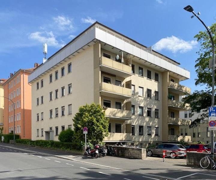Prenájom bytu 3-izbový 85 m², Würzburg, Bavorsko Prenájom bytu 3-izbový 85 m², Würzburg, Bavorsko