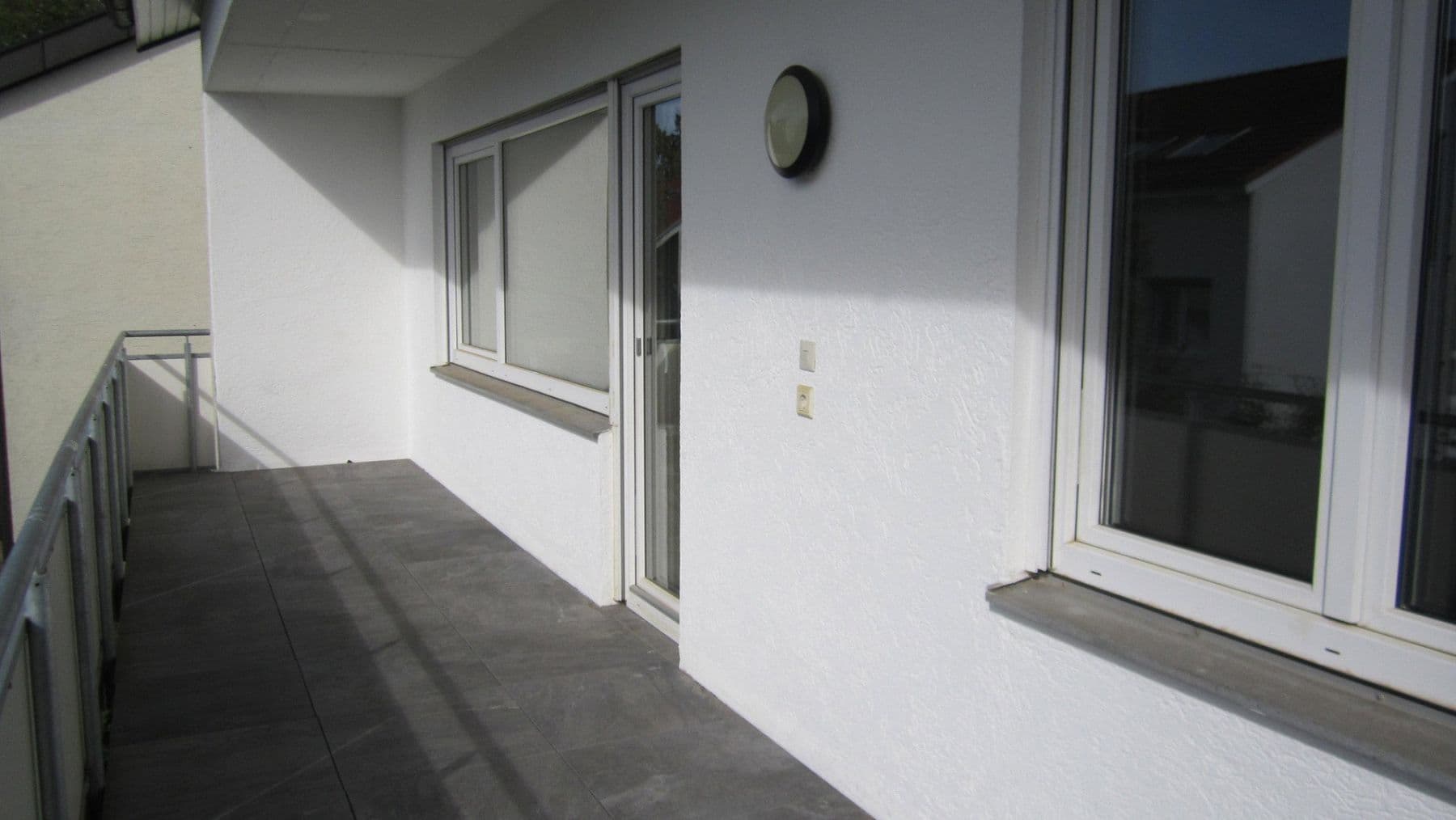 Prenájom bytu 4-izbový 130 m², Herrenberg, Bádensko-Wurttembersko Prenájom bytu 4-izbový 130 m², Herrenberg, Bádensko-Wurttembersko