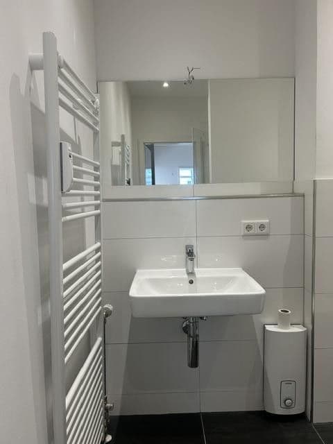 Prenájom bytu 3-izbový 79 m², Wilhelmstraße 1-5, Neuss, Severné Porýnie - Westfálsko Prenájom bytu 3-izbový 79 m², Wilhelmstraße 1-5, Neuss, Severné Porýnie - Westfálsko