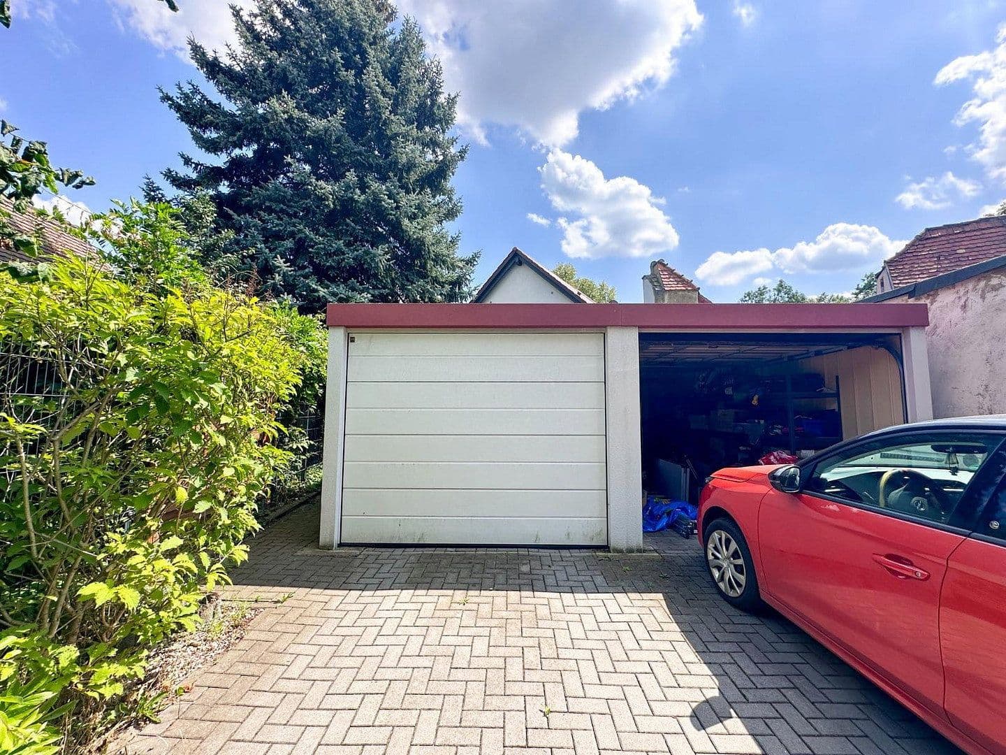 Predaj domu 245 m², pozemok 620 m², Leipzig, Sasko Predaj domu 245 m², pozemok 620 m², Leipzig, Sasko