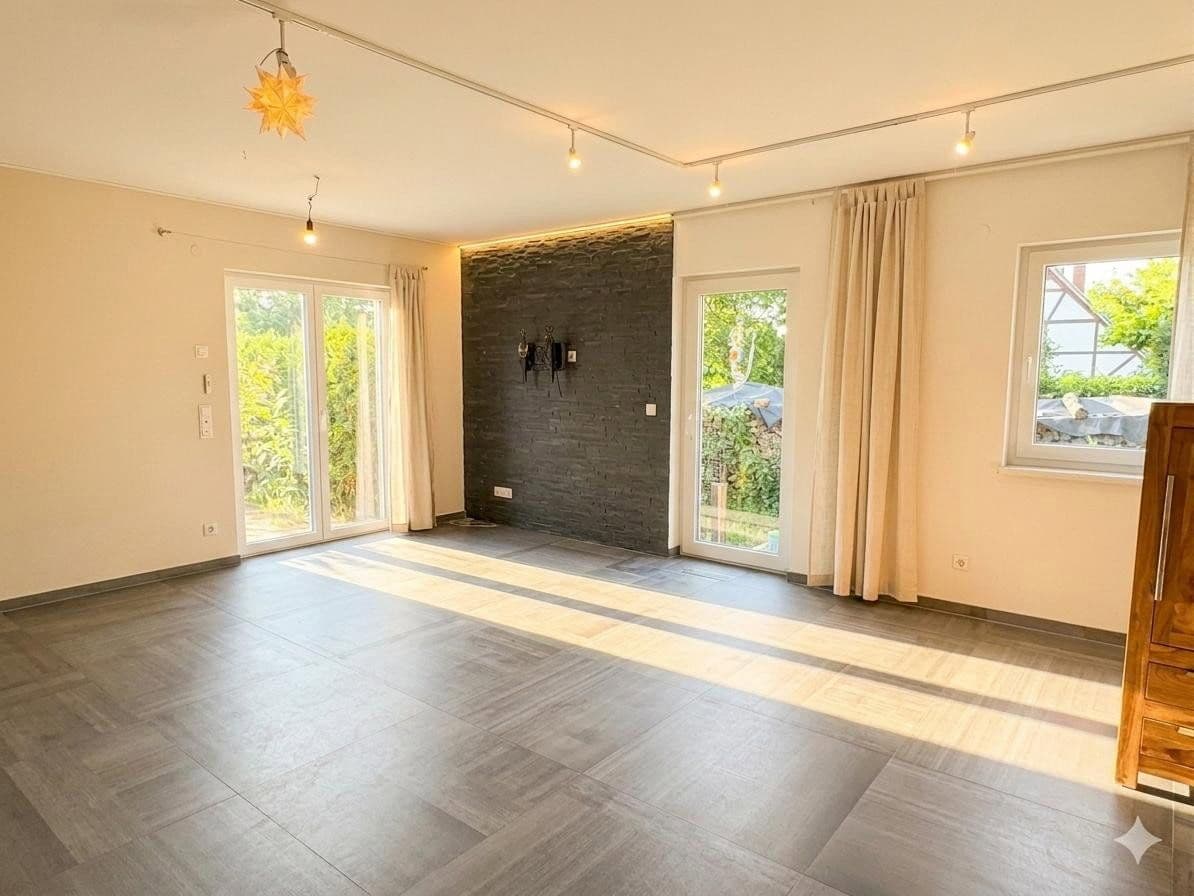 Predaj domu 245 m², pozemok 620 m², Leipzig, Sasko Predaj domu 245 m², pozemok 620 m², Leipzig, Sasko