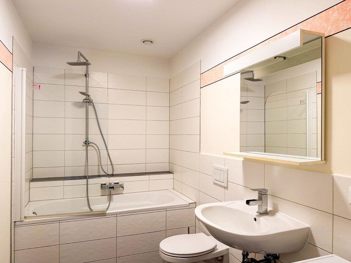 Predaj domu 245 m², pozemok 620 m², Leipzig, Sasko Predaj domu 245 m², pozemok 620 m², Leipzig, Sasko