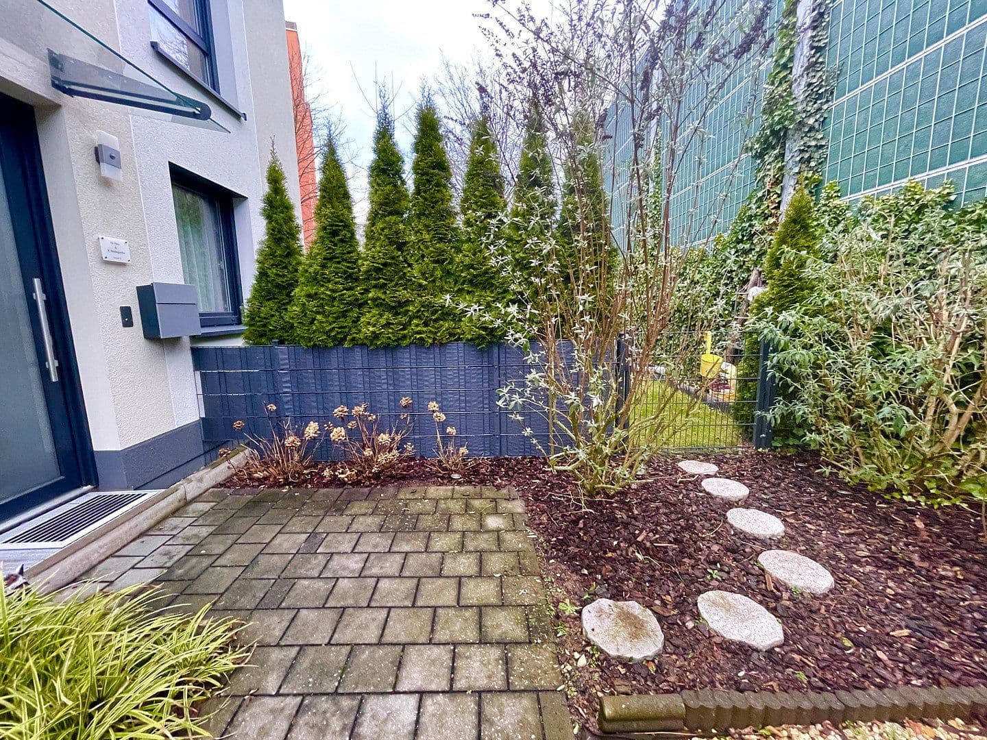 Prenájom domu 82 m², pozemok 350 m², Dietzenbach, Hesensko Prenájom domu 82 m², pozemok 350 m², Dietzenbach, Hesensko