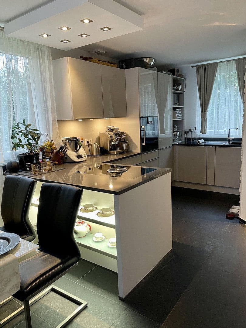 Prenájom domu 82 m², pozemok 350 m², Dietzenbach, Hesensko Prenájom domu 82 m², pozemok 350 m², Dietzenbach, Hesensko