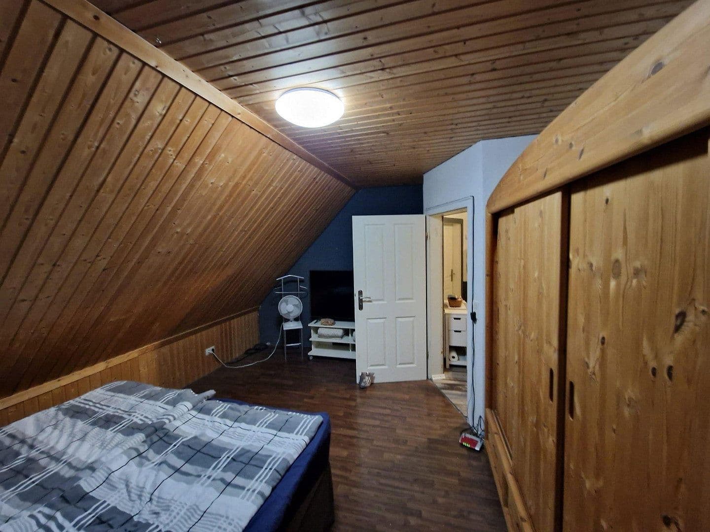 Predaj domu 188 m², pozemok 1.330 m², Kalefeld, Dolné Sasko Predaj domu 188 m², pozemok 1.330 m², Kalefeld, Dolné Sasko