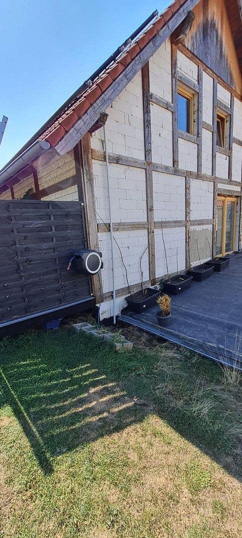 Predaj domu 188 m², pozemok 1.330 m², Kalefeld, Dolné Sasko Predaj domu 188 m², pozemok 1.330 m², Kalefeld, Dolné Sasko