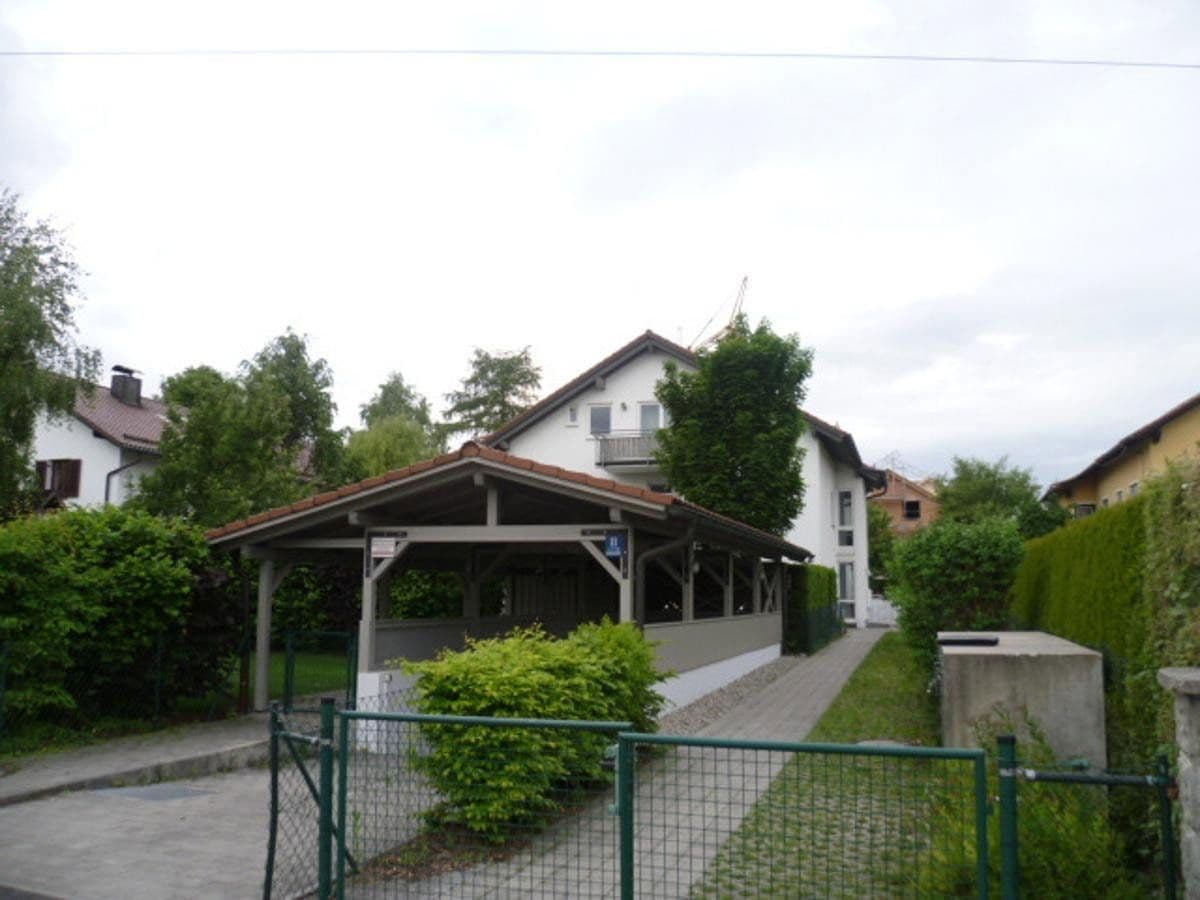 Prenájom bytu 2-izbový 59 m², Jankstr.11, München, Bavorsko Prenájom bytu 2-izbový 59 m², Jankstr.11, München, Bavorsko