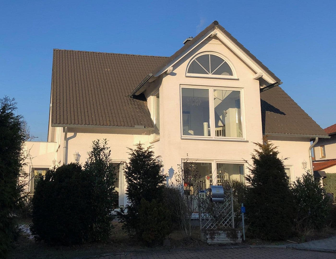 Predaj domu 320 m², pozemok 675 m², Mahlower Weg 29, Großbeeren, Brandenbursko Predaj domu 320 m², pozemok 675 m², Mahlower Weg 29, Großbeeren, Brandenbursko