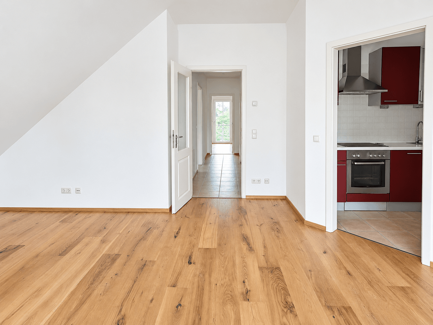 Prenájom bytu 4-izbový 91 m², Gronsdorferstraße 1, Haar, Bavorsko Prenájom bytu 4-izbový 91 m², Gronsdorferstraße 1, Haar, Bavorsko