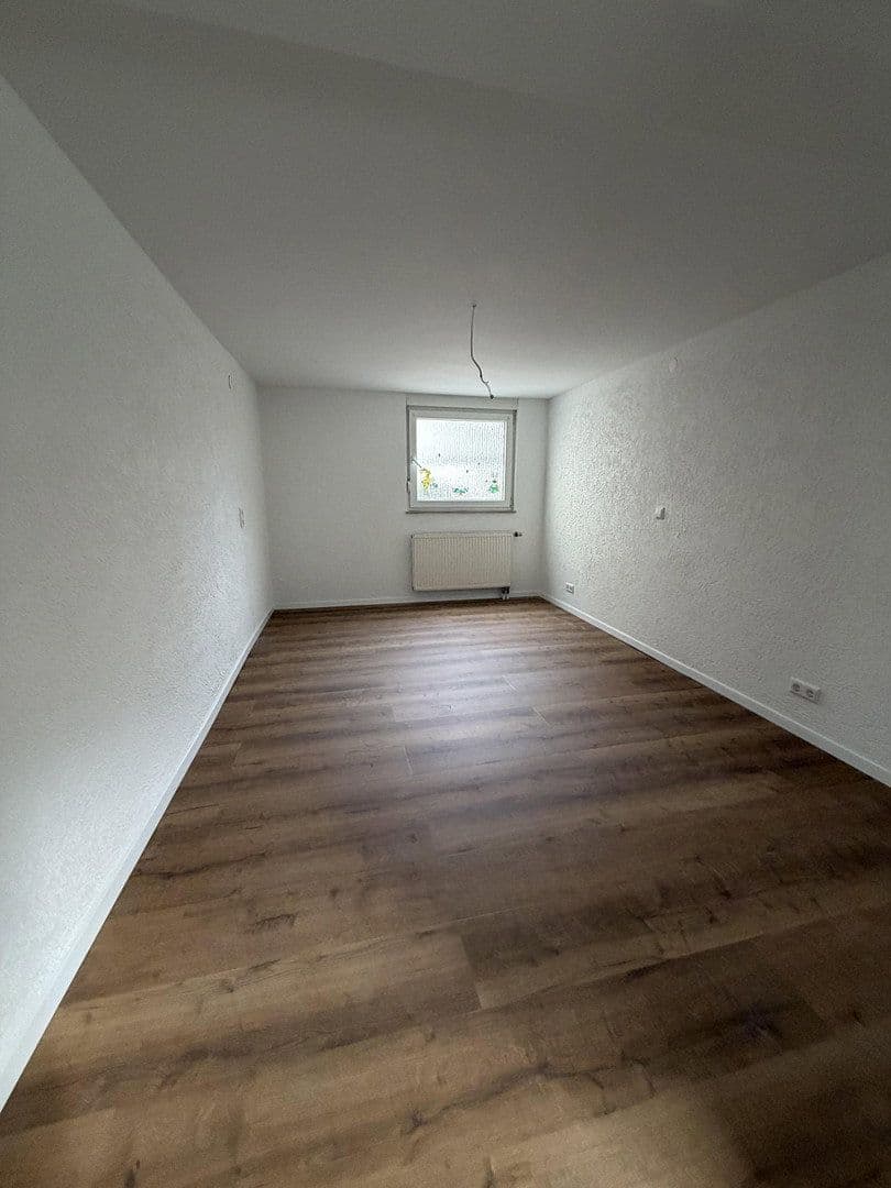 Predaj bytu 3-izbový 72 m², Mittlere Ortstr 147, Rülzheim, Porýnie-Falcko Predaj bytu 3-izbový 72 m², Mittlere Ortstr 147, Rülzheim, Porýnie-Falcko