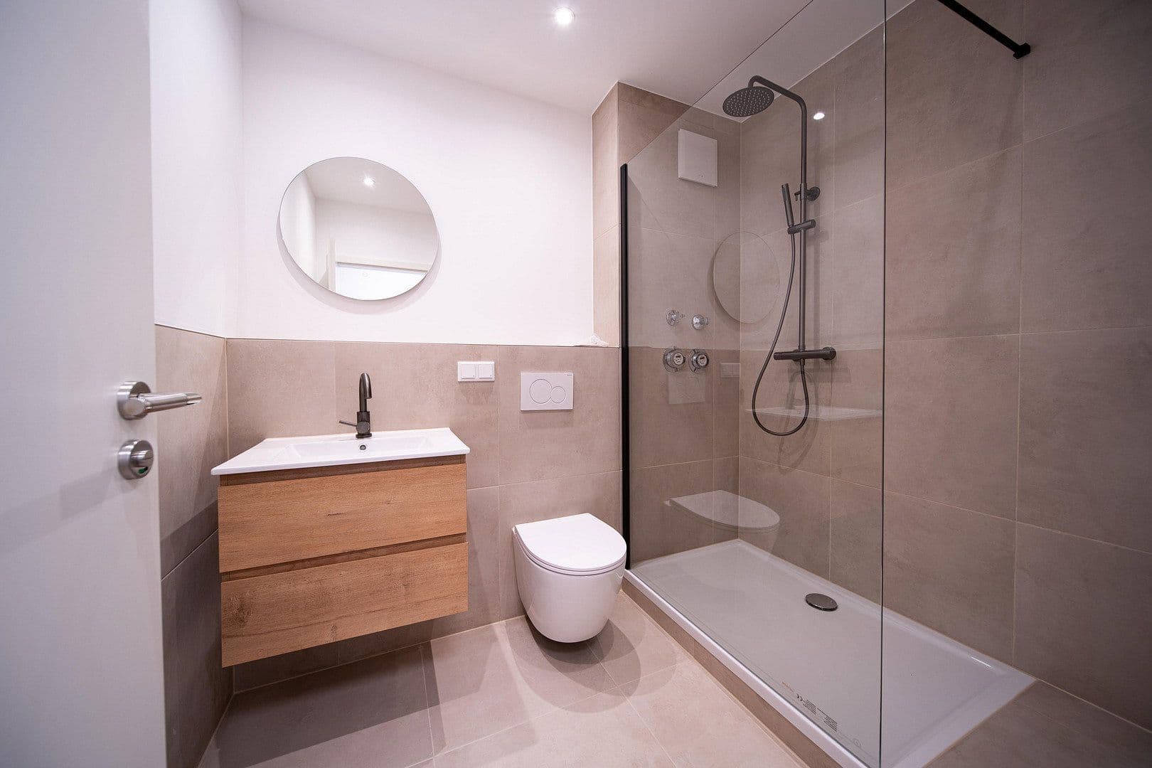 Predaj bytu 3-izbový 80 m², Wiesbaden, Hesensko Predaj bytu 3-izbový 80 m², Wiesbaden, Hesensko