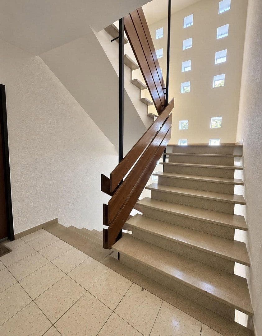 Predaj bytu 3-izbový 80 m², Max-Halbe-Str.20, Düsseldorf, Severné Porýnie - Westfálsko Predaj bytu 3-izbový 80 m², Max-Halbe-Str.20, Düsseldorf, Severné Porýnie - Westfálsko