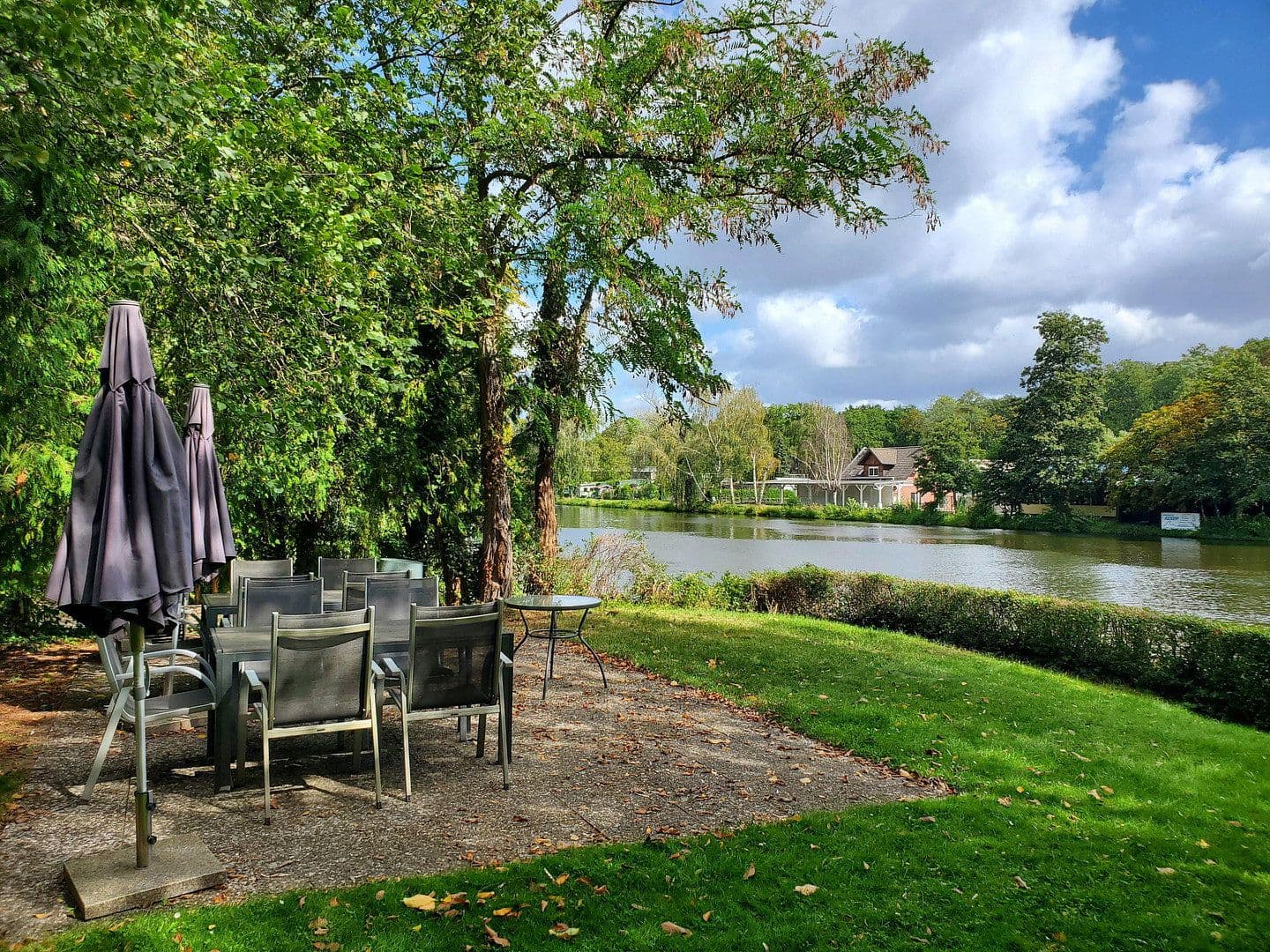 Predaj bytu 1-izbový 45 m², Am Pichelssee 54, Berlin, Berlín Predaj bytu 1-izbový 45 m², Am Pichelssee 54, Berlin, Berlín