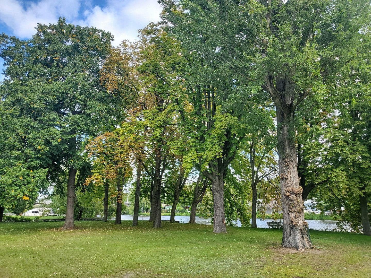 Predaj bytu 1-izbový 45 m², Am Pichelssee 54, Berlin, Berlín Predaj bytu 1-izbový 45 m², Am Pichelssee 54, Berlin, Berlín